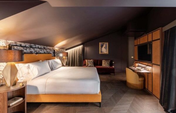 A Roma Apre The Goethe Hotel2C