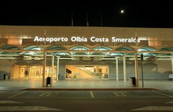Aeroporto Di Olbia Costa Smera