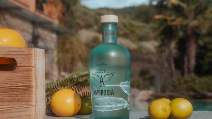 Ambrosia Gin Si Presenta Alla