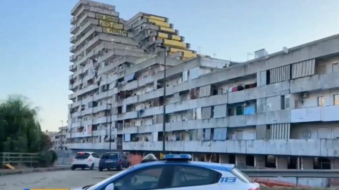 Arrestati Due Giovani Napoleta