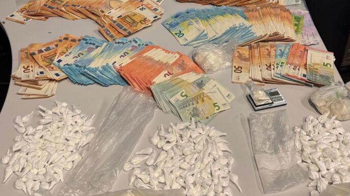 Arrestati Un Grossista E Un Co