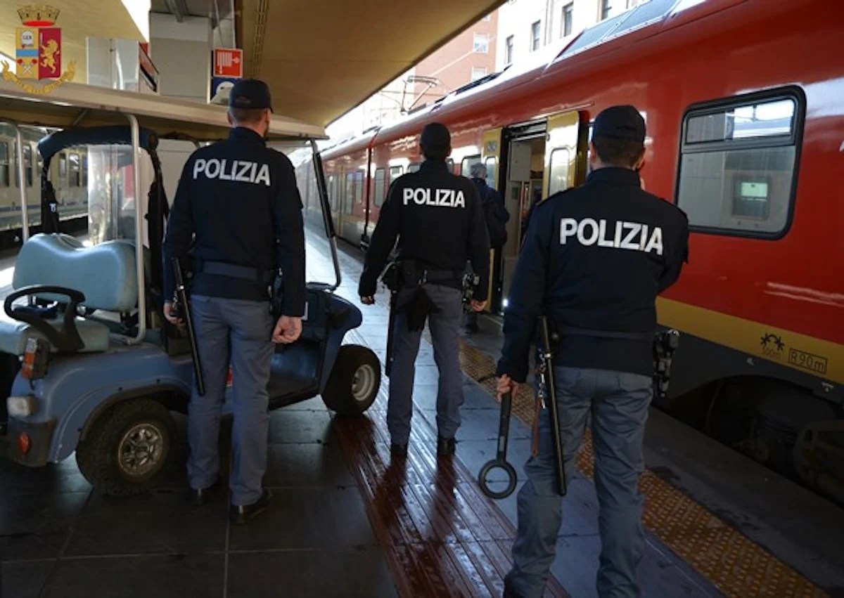 Arresto A Napoli3A Un Uomo Di 5