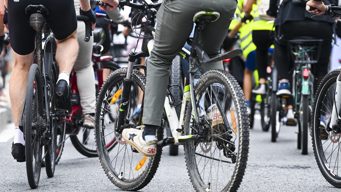 Aumento Dell27Uso Della Bicicle