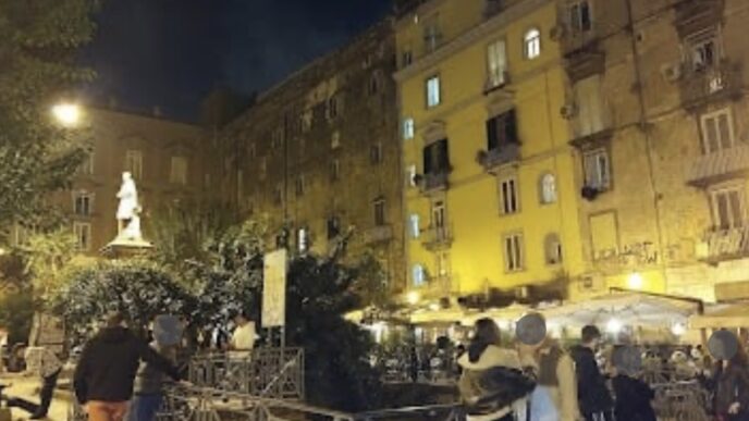 Blitz Dei Carabinieri A Napoli