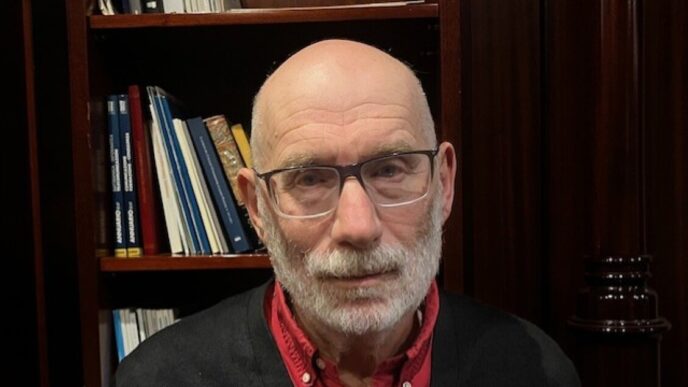 Boris Akunin3A Una Satira Sulla