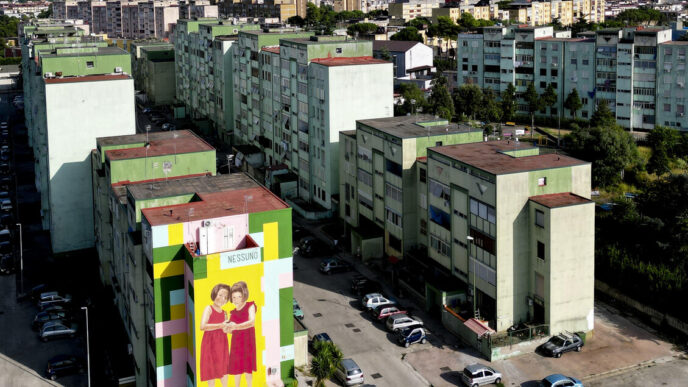 Caivano E Scampia3A De Luca Par