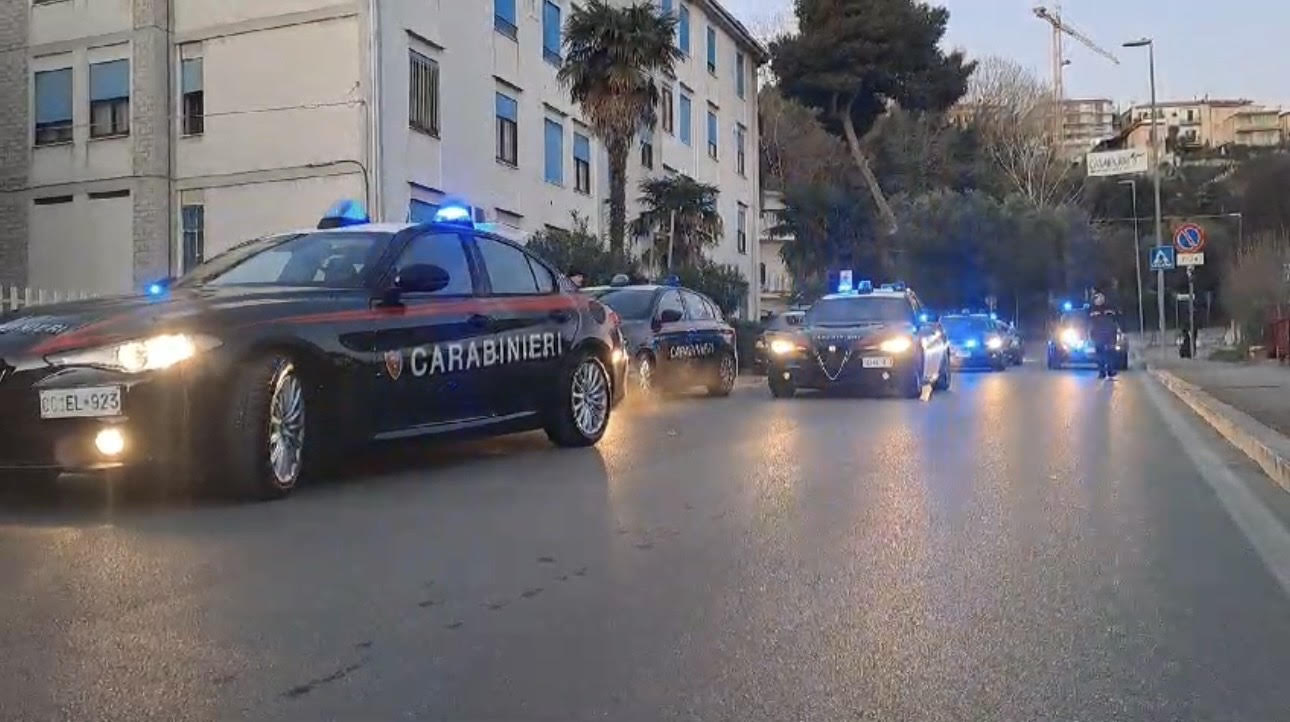 Carabinieri Di Giulianova Eseg