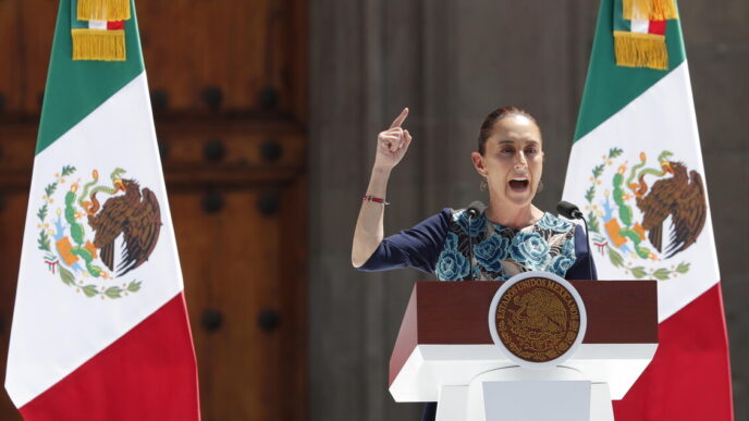 Claudia Sheinbaum Attende La S