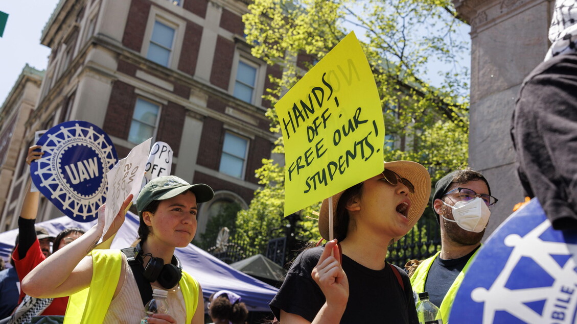 Columbia University Sospende S