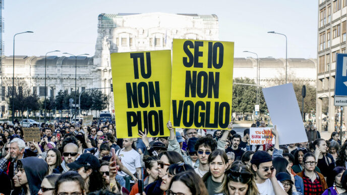 Corteo A Milano Per La Giornat