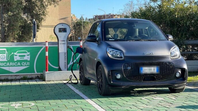 Cresce Il Numero Di Auto Elett