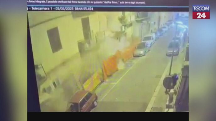 Crollo Di Una Palazzina A Bari