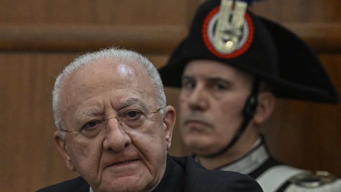 De Luca Avverte3A Senza Sicurez