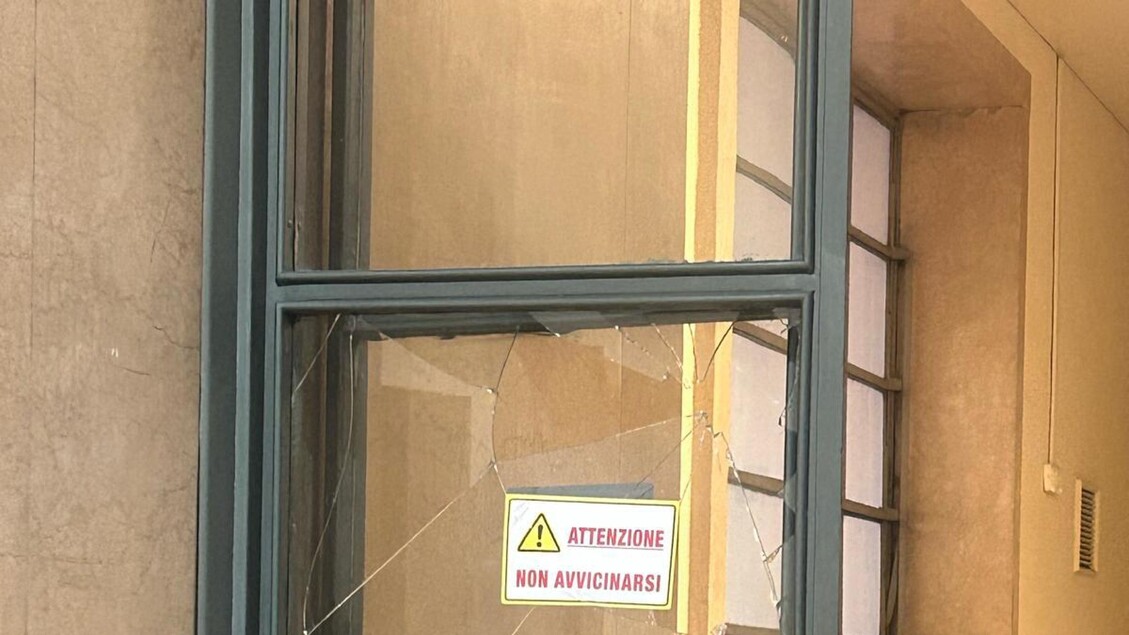 Detenuto In Escandescenza Al P