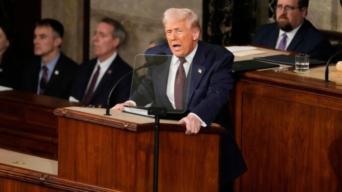 Donald Trump Annuncia Piani E