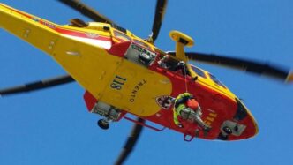 Due Alpinisti Salvati Da Una V