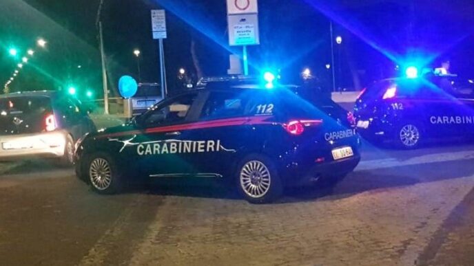 Due Escursioniste Disperse Nei