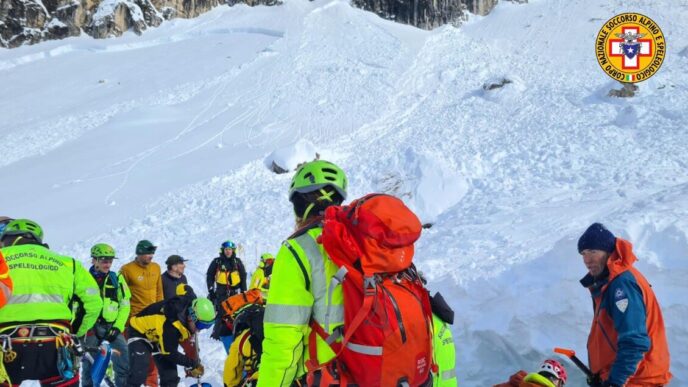 Due Scialpinisti In Gravi Cond