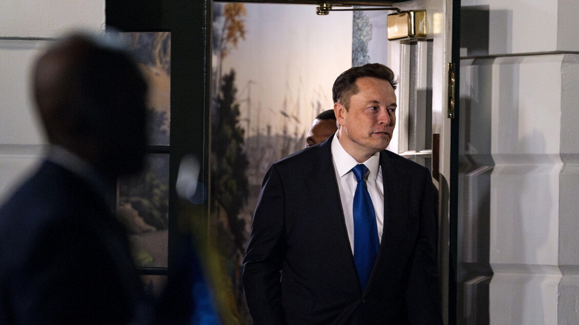 Elon Musk Annuncia Acquisizion