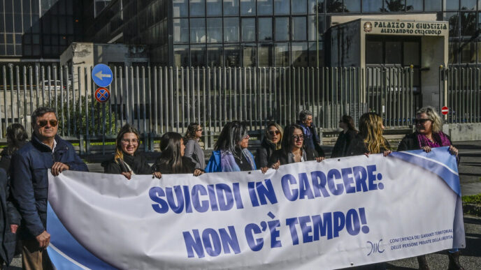 Emergenza Carceraria A Napoli3A