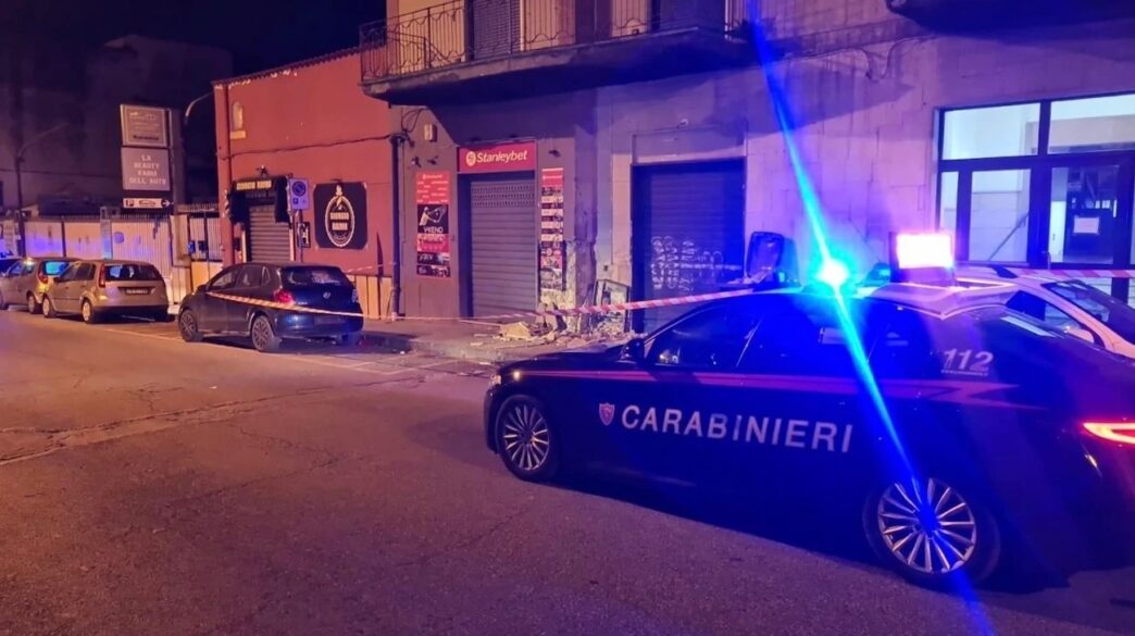 Esplosione In Via Vittorio Ven