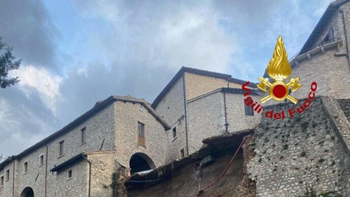 Evacuazioni A Vallo Di Nera3A C