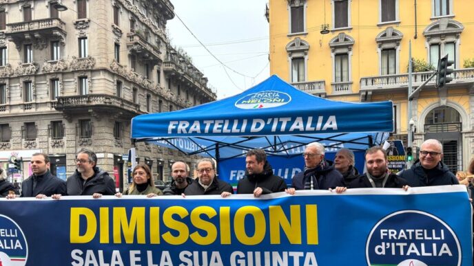 Fratelli D27Italia Chiede Le Di