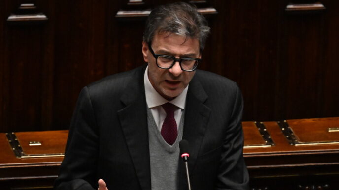 Germania3A Giorgetti Critica Il