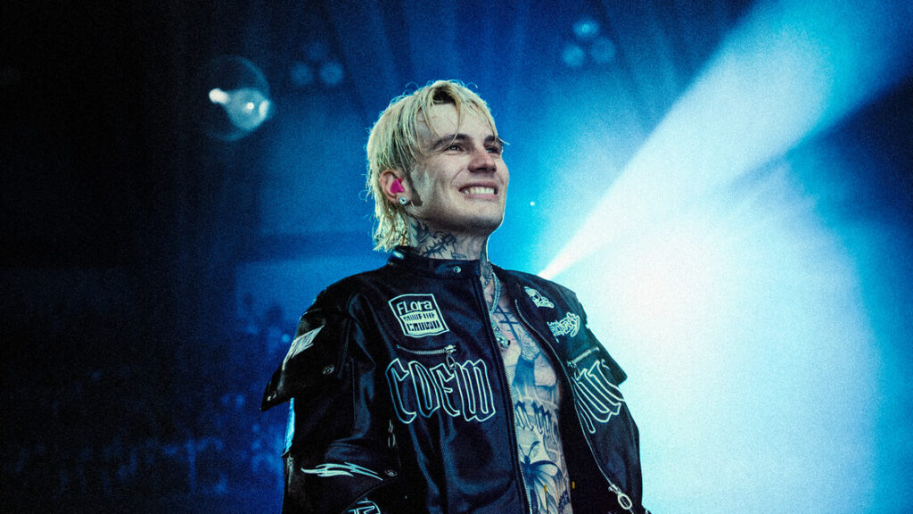 Il Tre annuncia nuove date live: Milano e Roma pronti ad accogliere il ...