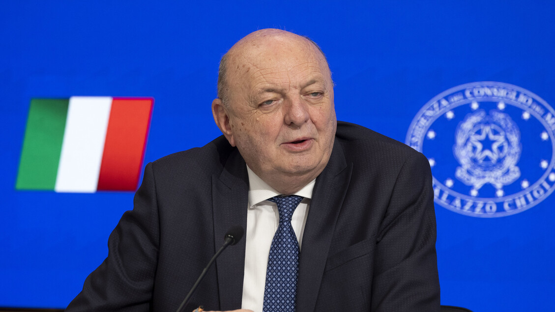Il Ministro Pichetto Illustra