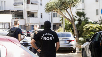 Imprenditore Di Isola Capo Riz
