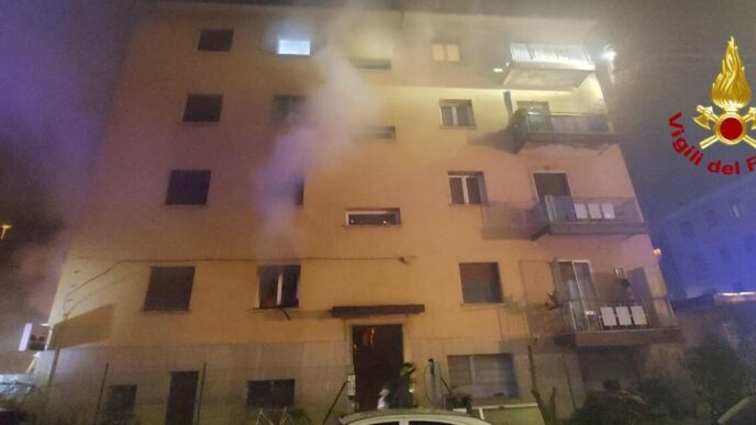 Incendio A Bologna3A Ventuno In