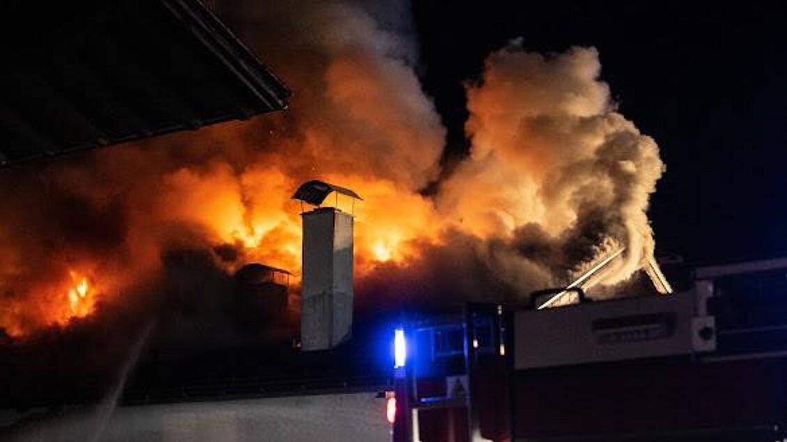 Incendio Devasta Un27Abitazione