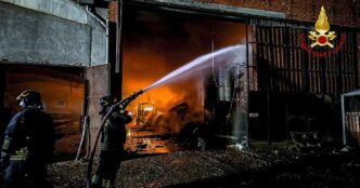Incendio Devasta Una Cascina A