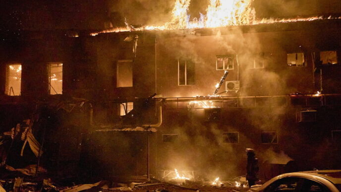 Incendio Nel Complesso Petroli