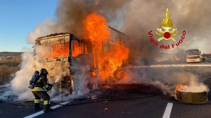Incendio Su Autoarticolato3A Tr