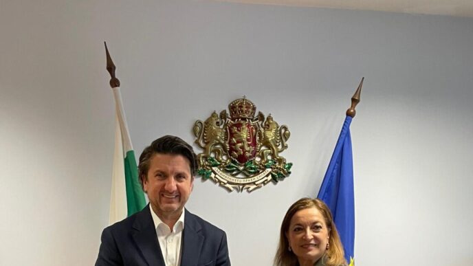 Incontro Tra Il Ministro Del T