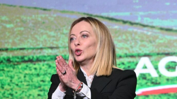 Italia E Albania3A Accordo Inno