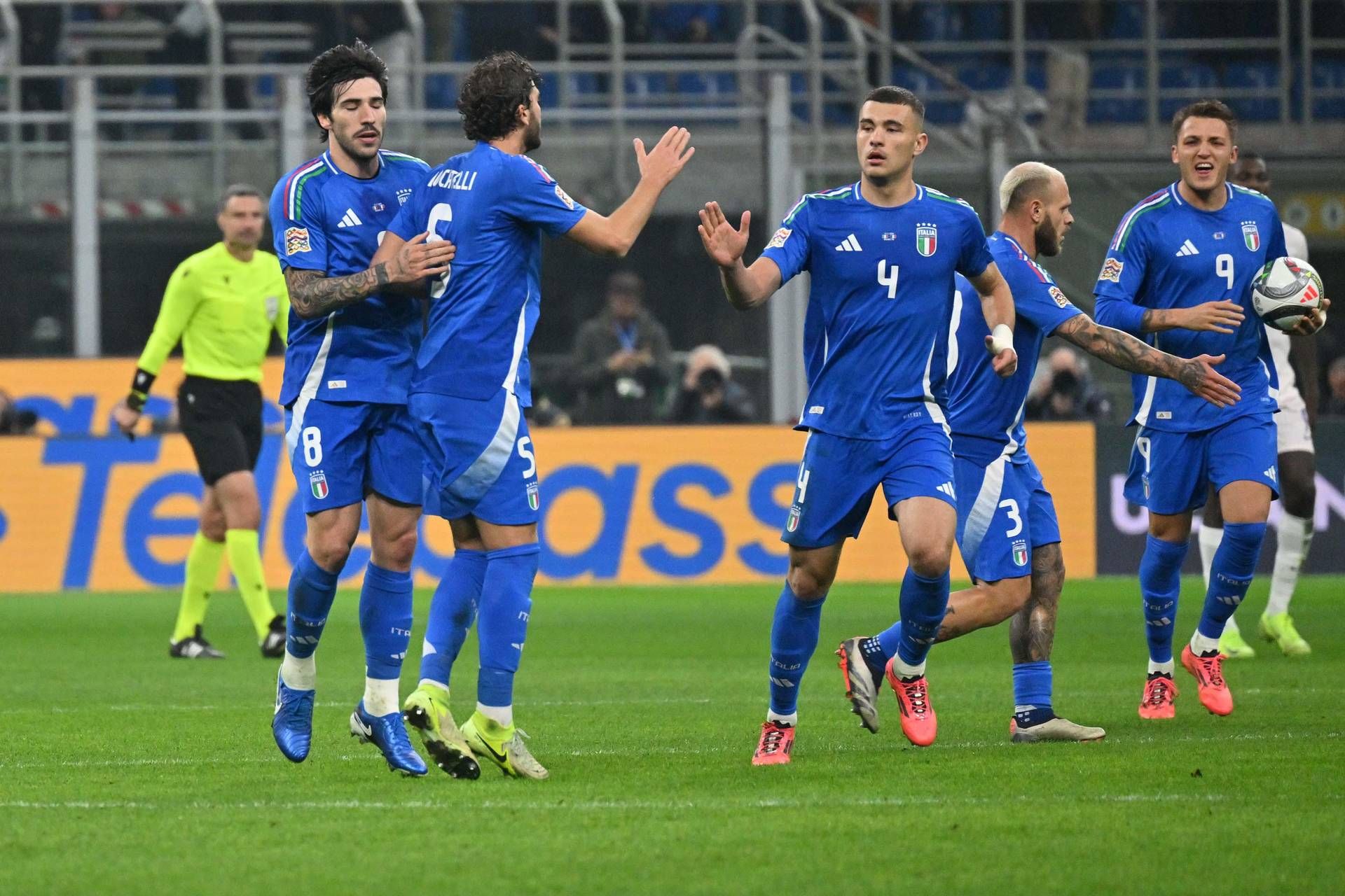 Italia E Germania Si Sfidano N 1