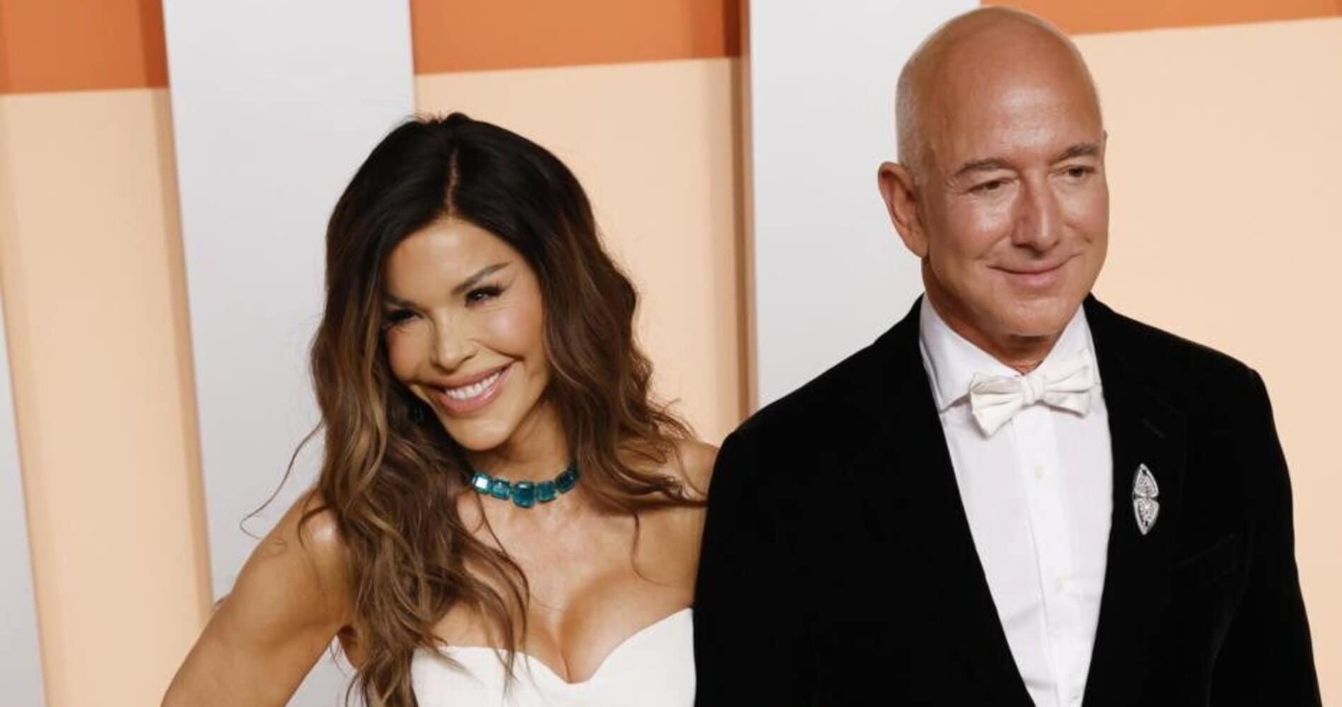 Jeff Bezos E Lauren Sanchez Si