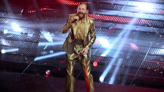Jovanotti Lancia Il Tour Palaj