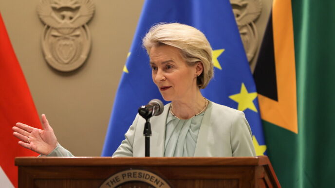 L27Europa Verso La Difesa Forte