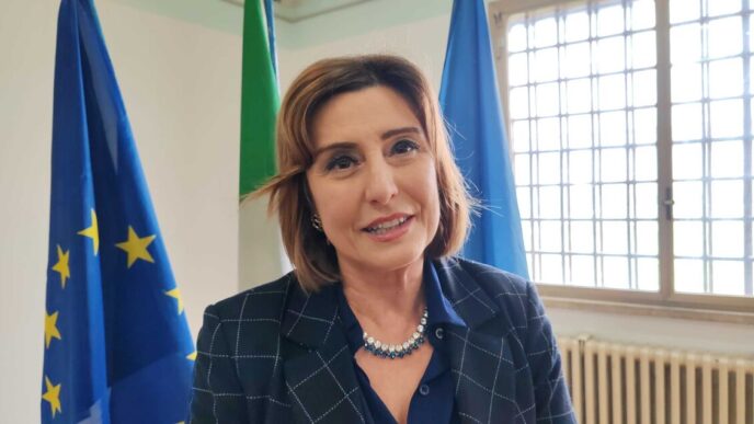 Le28099Operato Della Polizia Penite