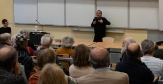La Svizzera Guarda Al Modello