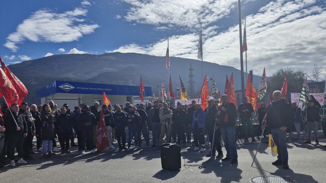 Lavoratori Di Dana In Sciopero
