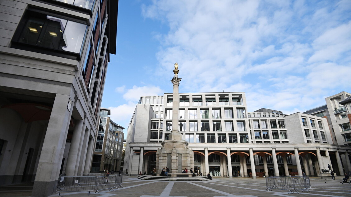 Le Borse Europee In Calo Mentr