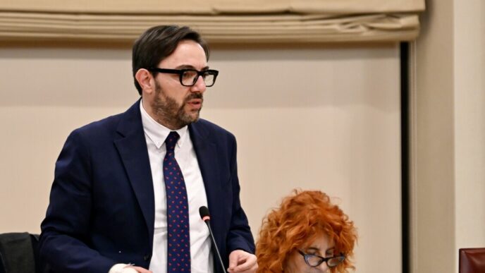Lega Al Lavoro Per Ridurre L27A