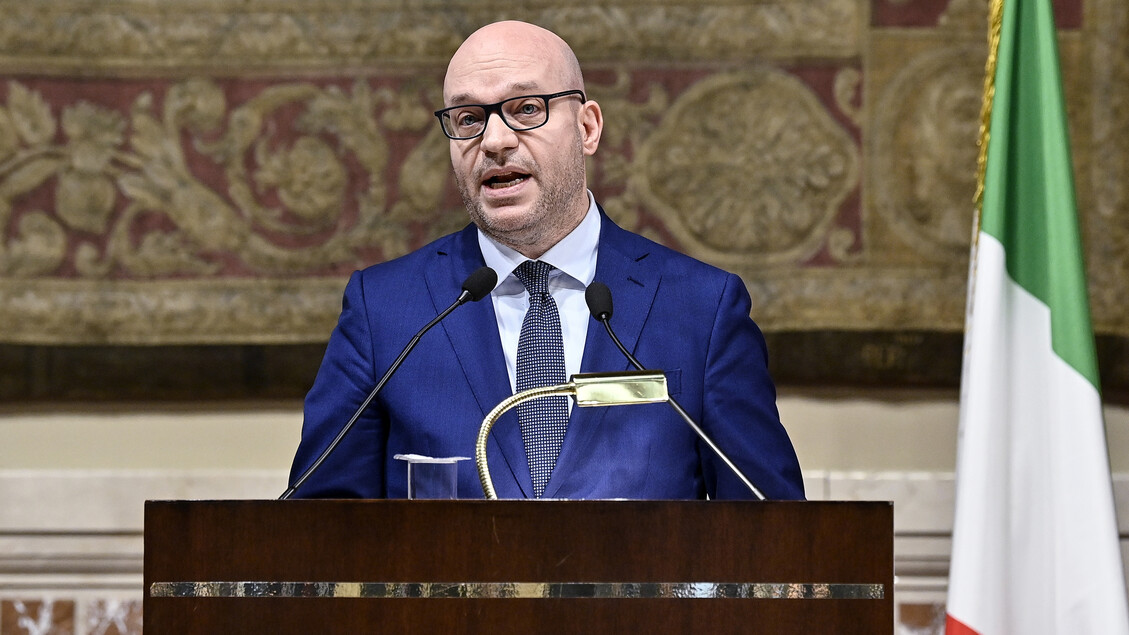 Lorenzo Fontana Richiama Al Ri