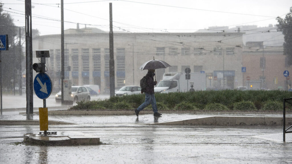 Marzo inizia con avvisi di maltempo: allerta meteo per Roma e Lazio