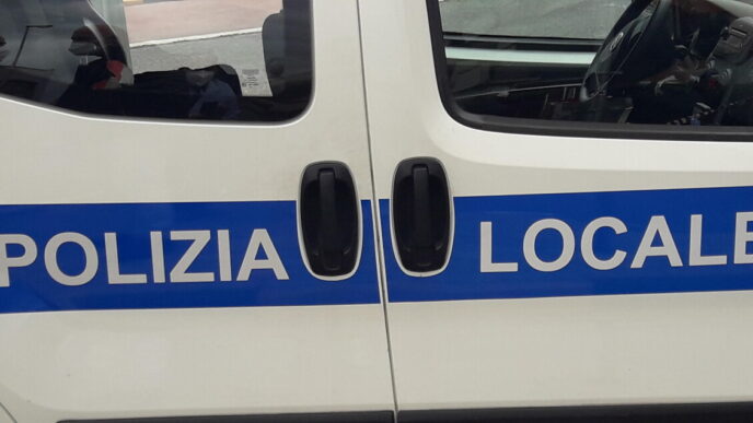 Minacce Di Estorsione Tra Raga